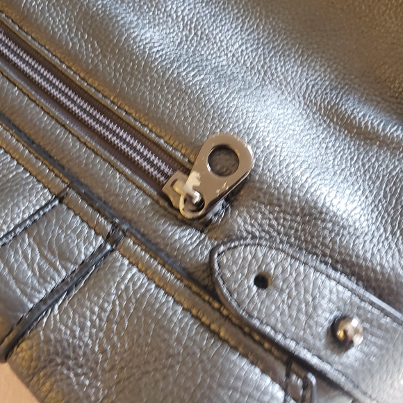 Danier Leather Satchel Bag - Picture 6 of 7